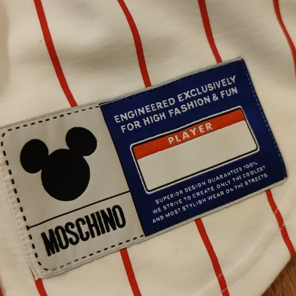 H&M x Moschino sweatshirt dress - Picture 4 of 5